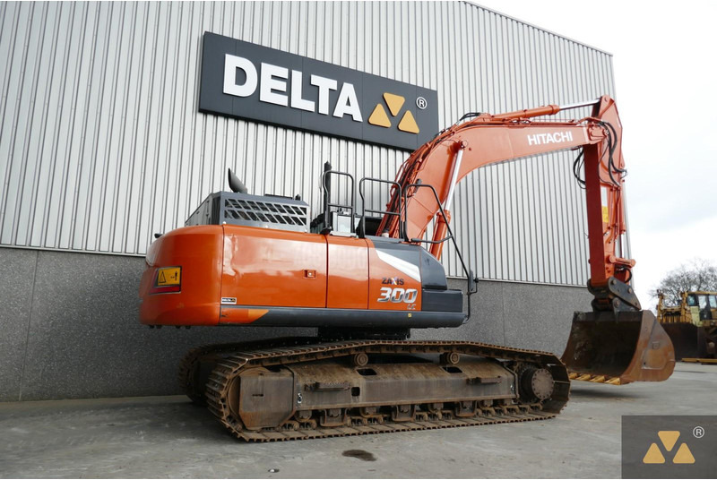 Hitachi ZX300LC-7 - Pásové rýpadlo: obrázok 5 Hitachi ZX300LC-7 - Pásové rýpadlo: obrázok 5