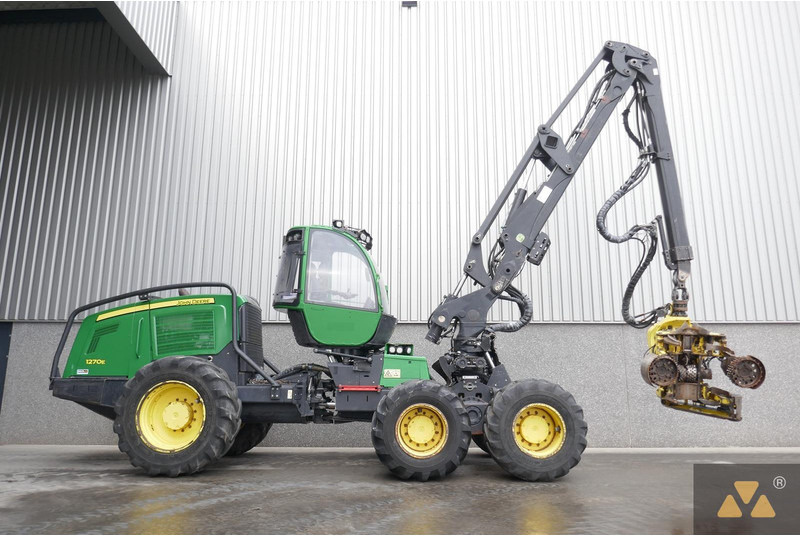John Deere 1270E - Lesnícky harvestor: obrázok 2 John Deere 1270E - Lesnícky harvestor: obrázok 2
