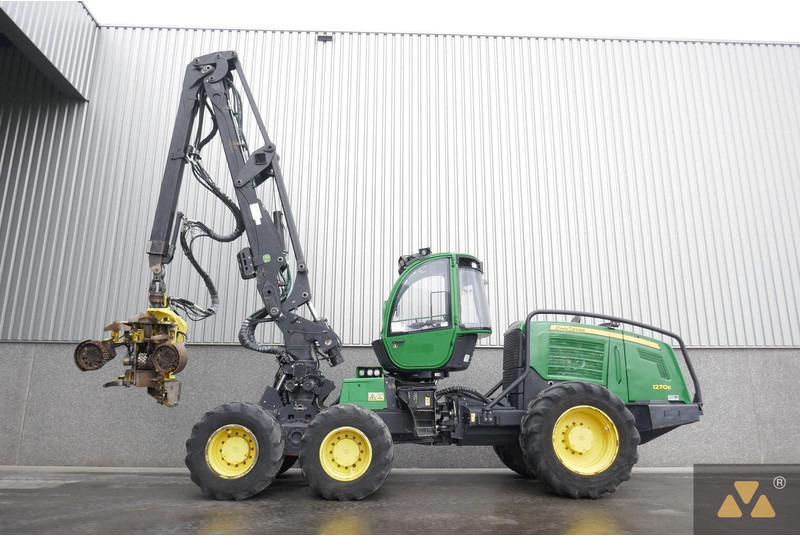 John Deere 1270E - Lesnícky harvestor: obrázok 1 John Deere 1270E - Lesnícky harvestor: obrázok 1