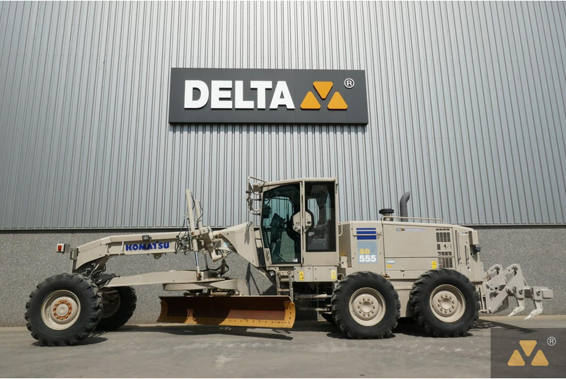 Komatsu GD555-5 Ex-army - Zrovnávač: obrázok 1 Komatsu GD555-5 Ex-army - Zrovnávač: obrázok 1
