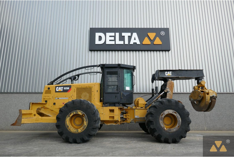 Caterpillar 525D - Lesnícka technika: obrázok 1 Caterpillar 525D - Lesnícka technika: obrázok 1