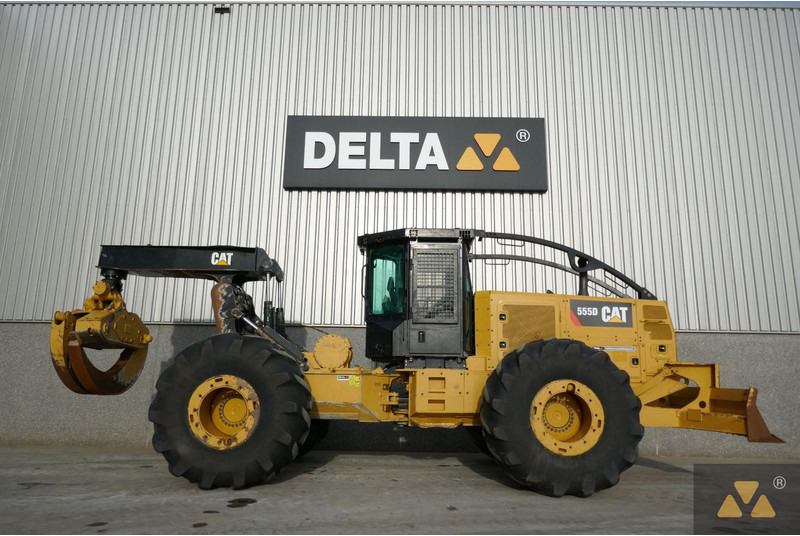 Caterpillar 555D - Lesnícka technika: obrázok 2 Caterpillar 555D - Lesnícka technika: obrázok 2