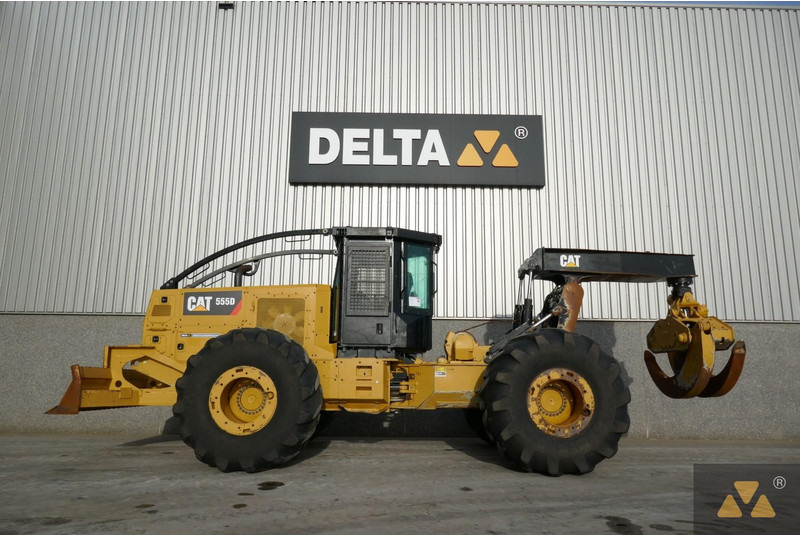 Caterpillar 555D - Lesnícka technika: obrázok 1 Caterpillar 555D - Lesnícka technika: obrázok 1