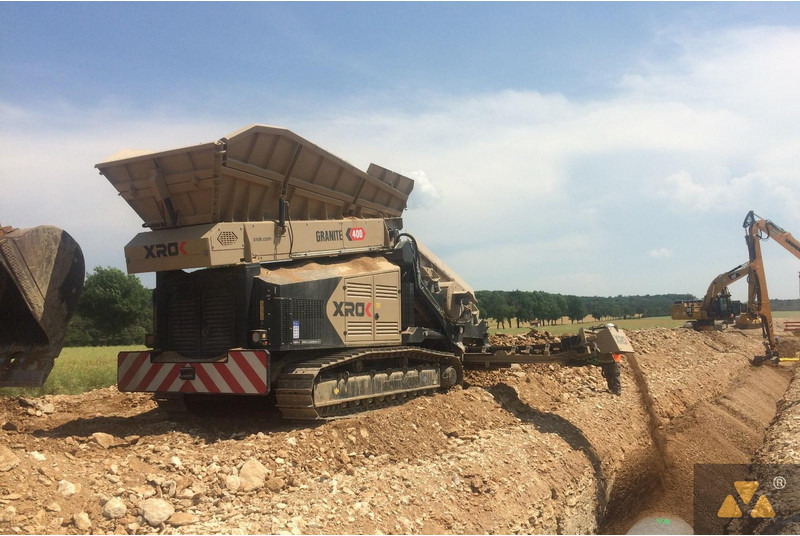 Xrok Granite 400 - Pokladač potrubí: obrázok 1 Xrok Granite 400 - Pokladač potrubí: obrázok 1