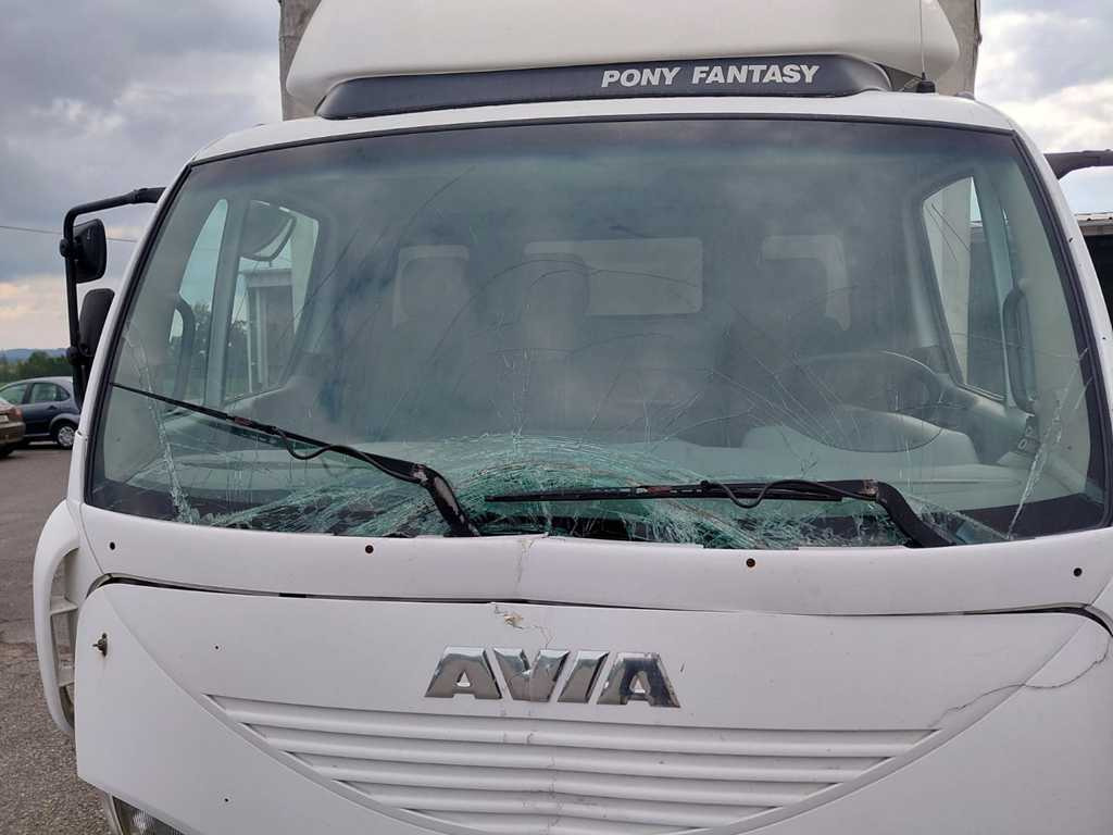 Avia D90, EURO 3, SIDES, HYDRAULIC FRONT - Plachtové nákladné vozidlo: obrázok 4 Avia D90, EURO 3, SIDES, HYDRAULIC FRONT - Plachtové nákladné vozidlo: obrázok 4