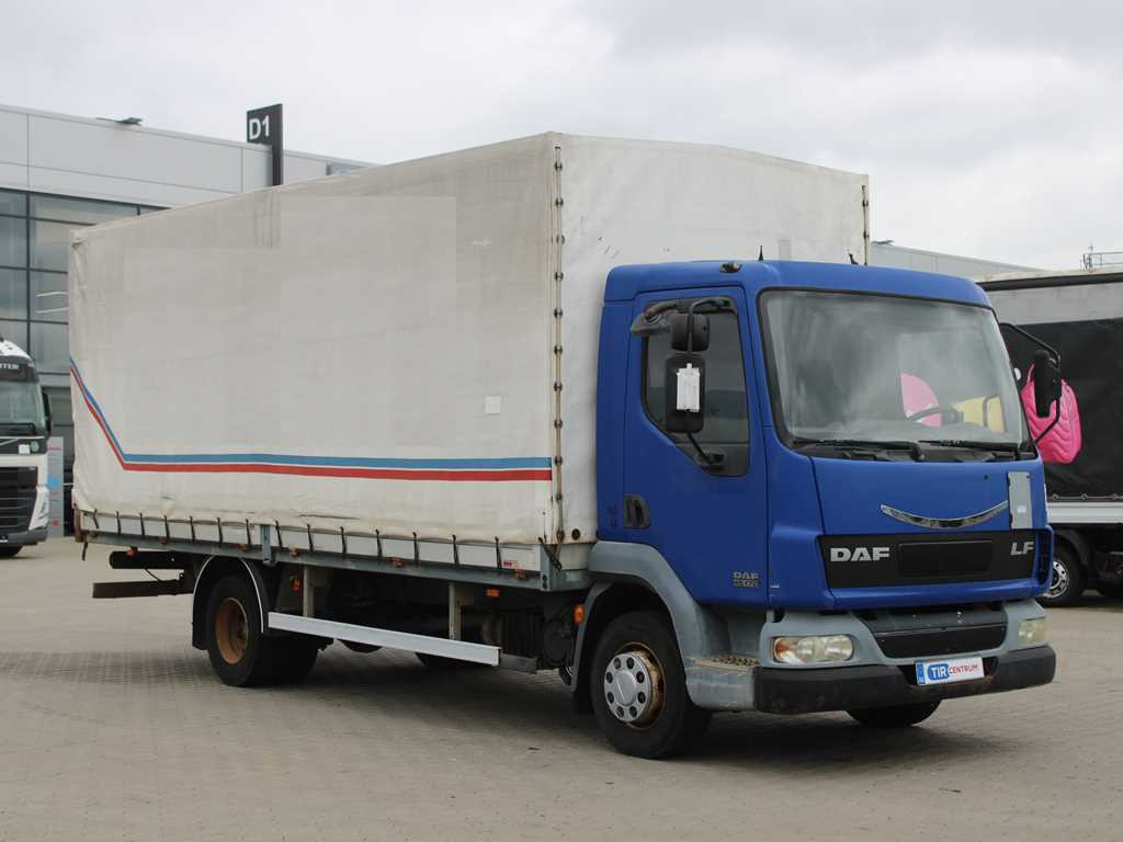 DAF FA LF 45.170 E10, EURO 3 - Plachtové nákladné vozidlo: obrázok 3 DAF FA LF 45.170 E10, EURO 3 - Plachtové nákladné vozidlo: obrázok 3