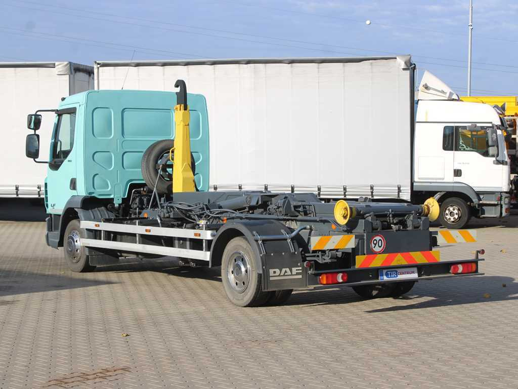 DAF LF 180 FA, EURO 6, HOOK LOADER CONTAINER - Hákový nosič kontajnerov: obrázok 5 DAF LF 180 FA, EURO 6, HOOK LOADER CONTAINER - Hákový nosič kontajnerov: obrázok 5