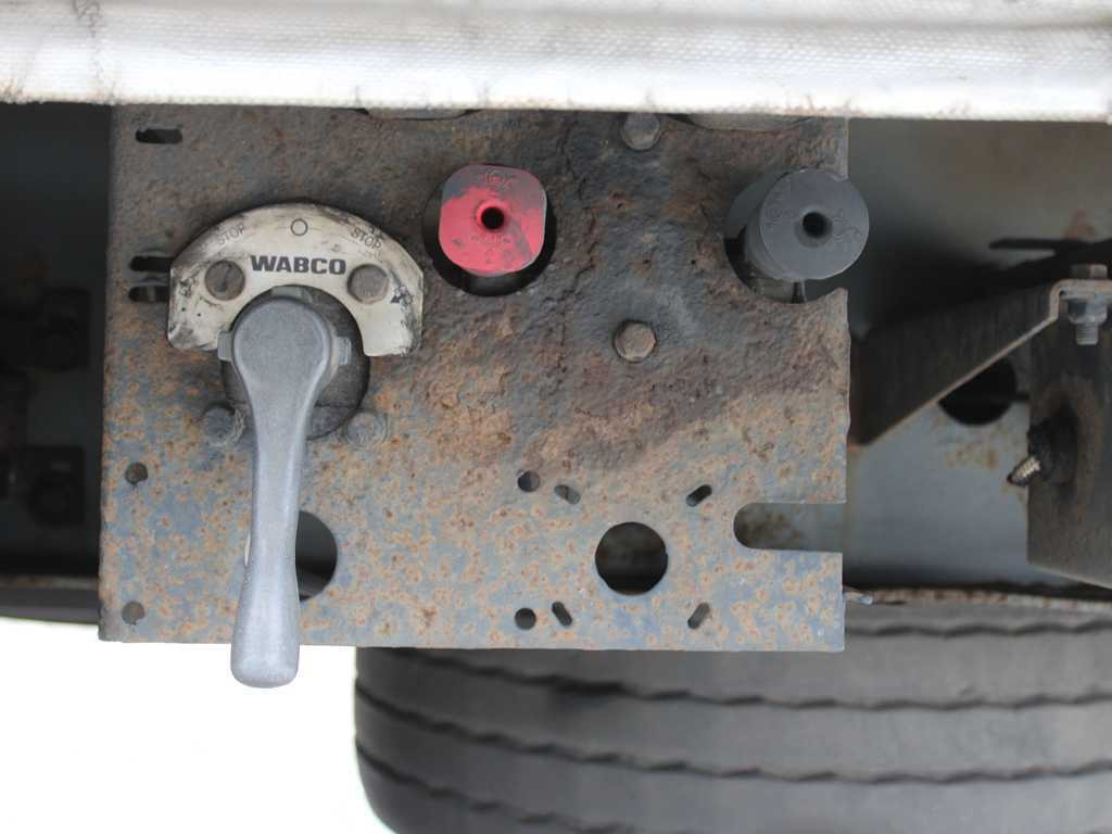 Plachtový náves Krone SD, LOWDECK, MULTILOCK, LIFTING AXLE, LIFTING ROOF: obrázok 6 Plachtový náves Krone SD, LOWDECK, MULTILOCK, LIFTING AXLE, LIFTING ROOF: obrázok 6