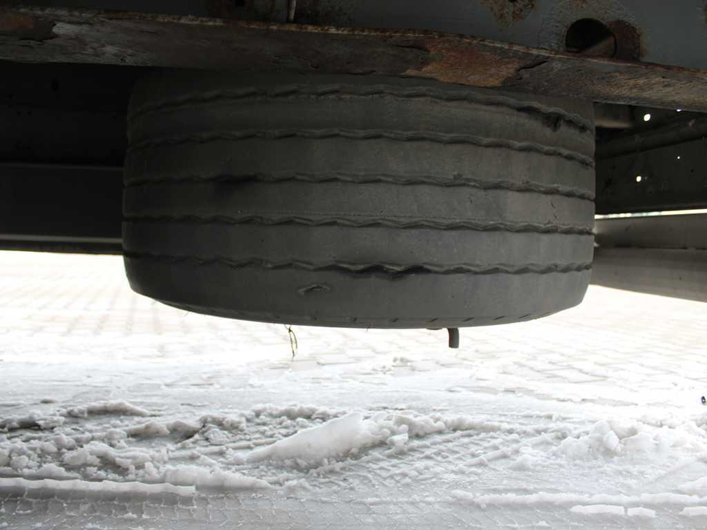 Plachtový náves Krone SD, LOWDECK, MULTILOCK, LIFTING AXLE, LIFTING ROOF: obrázok 11 Plachtový náves Krone SD, LOWDECK, MULTILOCK, LIFTING AXLE, LIFTING ROOF: obrázok 11