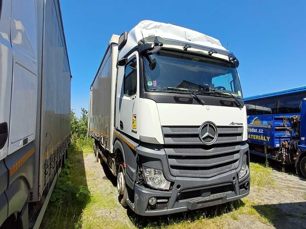 Mercedes-Benz Actros 2542, 6X2 - Plachtové nákladné vozidlo: obrázok 2 Mercedes-Benz Actros 2542, 6X2 - Plachtové nákladné vozidlo: obrázok 2
