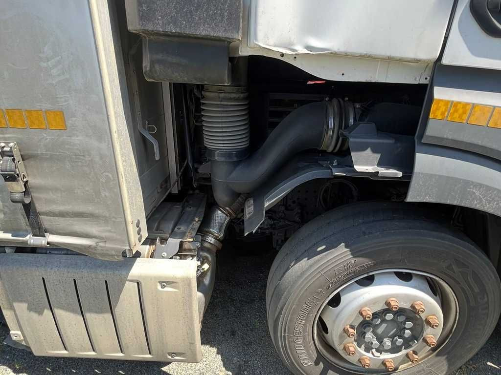 Mercedes-Benz Actros 2542, 6X2 - Plachtové nákladné vozidlo: obrázok 5 Mercedes-Benz Actros 2542, 6X2 - Plachtové nákladné vozidlo: obrázok 5