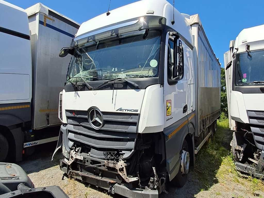 Mercedes-Benz Actros 2542, 6X2 - Plachtové nákladné vozidlo: obrázok 1 Mercedes-Benz Actros 2542, 6X2 - Plachtové nákladné vozidlo: obrázok 1
