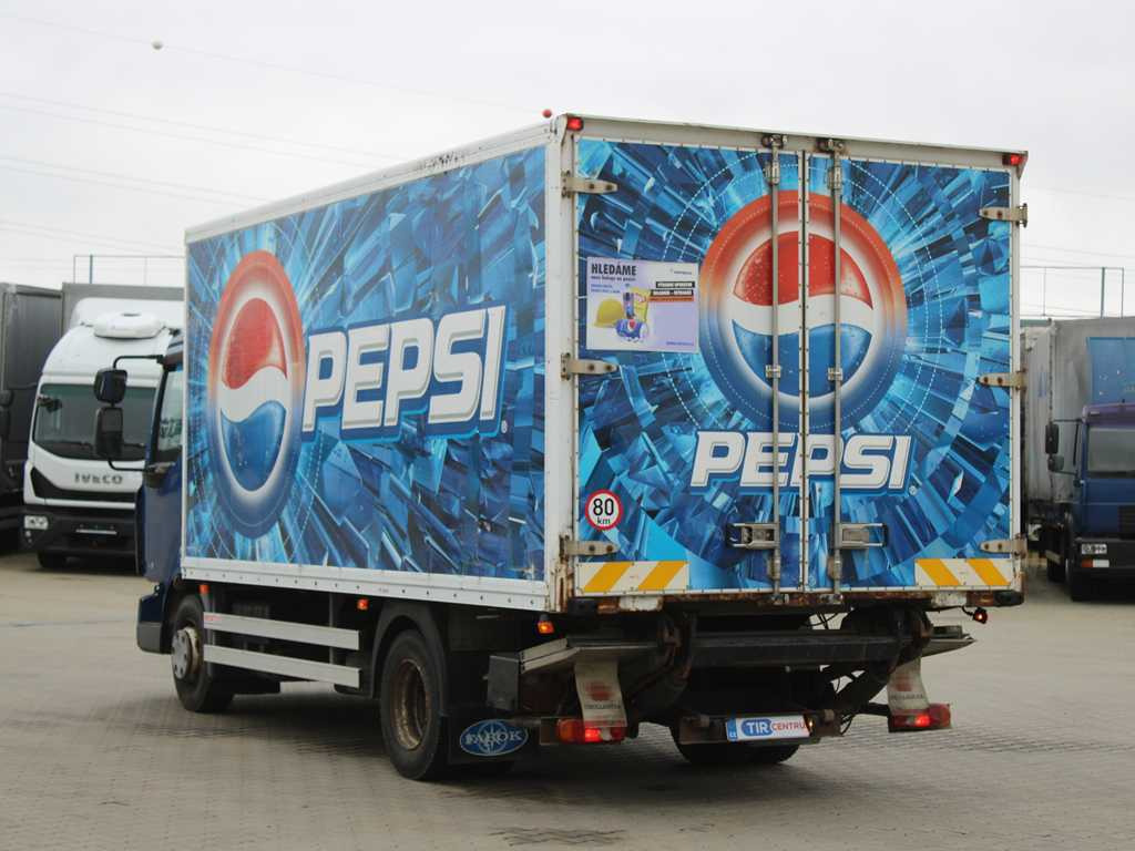 Renault MIDLUM 160.10, EURO 4, HYDRAULIC FRONT, TIRE 80% - Skříňový nákladní auto: obrázok 5 Renault MIDLUM 160.10, EURO 4, HYDRAULIC FRONT, TIRE 80% - Skříňový nákladní auto: obrázok 5