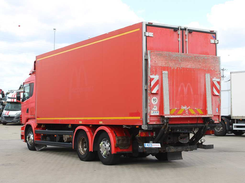 Scania R 380, HYDRAULIC FRONT, DOUBLE CHAMBER, CARRIER SUPRA 850 mt - Chladirenské nákladné vozidlo: obrázok 5 Scania R 380, HYDRAULIC FRONT, DOUBLE CHAMBER, CARRIER SUPRA 850 mt - Chladirenské nákladné vozidlo: obrázok 5