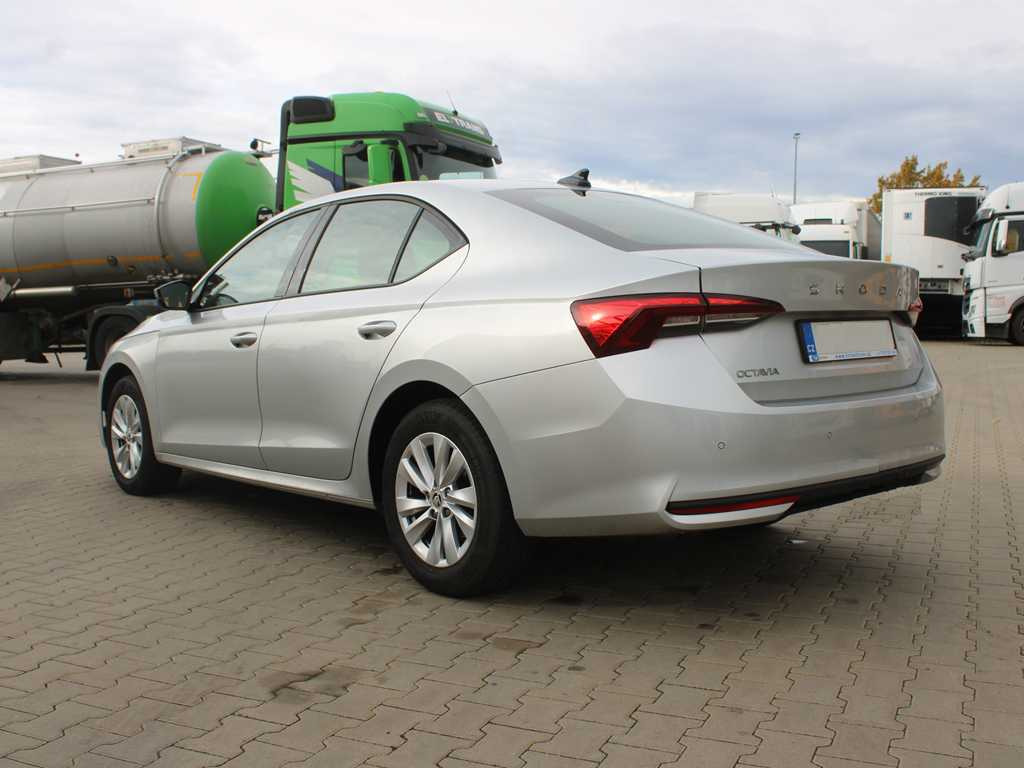 Skoda 2,0TDI 85KW SELECTION - Automobil: obrázok 5 Skoda 2,0TDI 85KW SELECTION - Automobil: obrázok 5