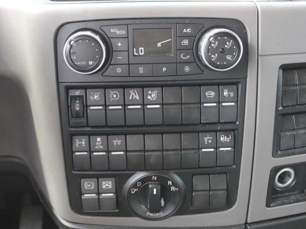 Ťahač MAN TGX 18.500, EURO 6, LOW DECK, RETARDER: obrázok 14 Ťahač MAN TGX 18.500, EURO 6, LOW DECK, RETARDER: obrázok 14