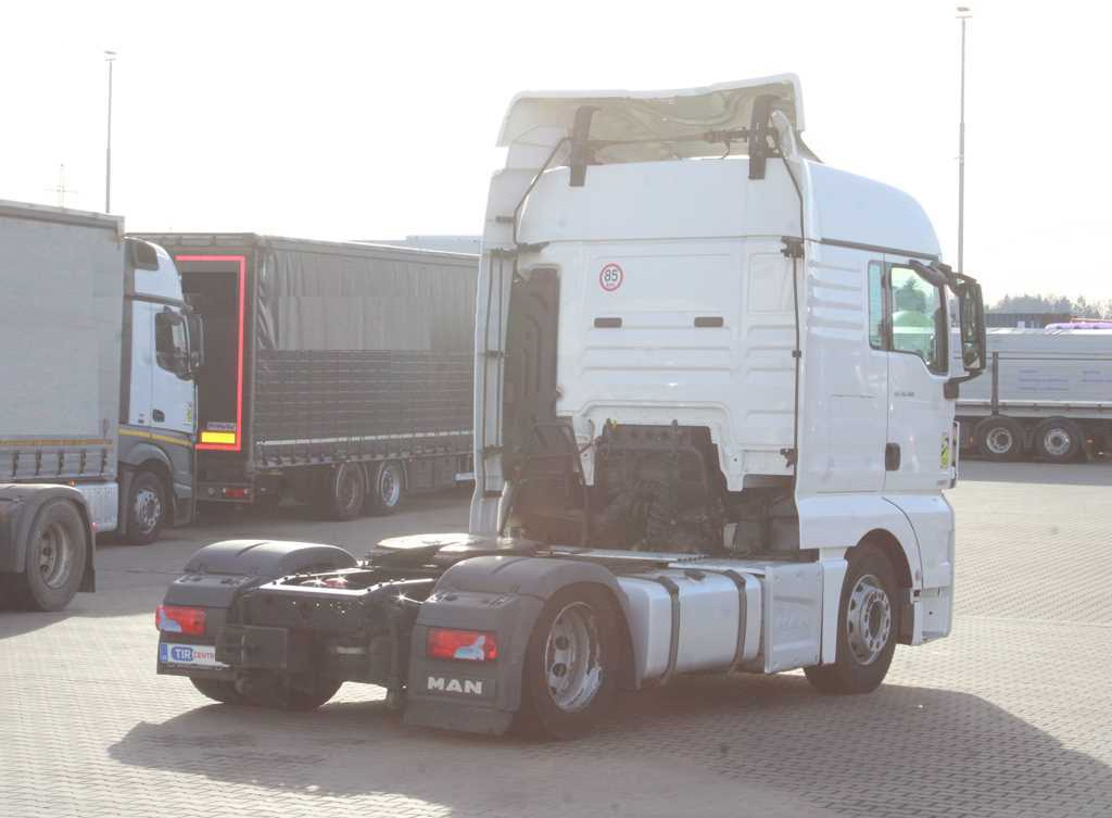 MAN TGX 18.500, LOWDECK, NAVIGATION, RETARDER, EURO 6 - Ťahač: obrázok 4 MAN TGX 18.500, LOWDECK, NAVIGATION, RETARDER, EURO 6 - Ťahač: obrázok 4