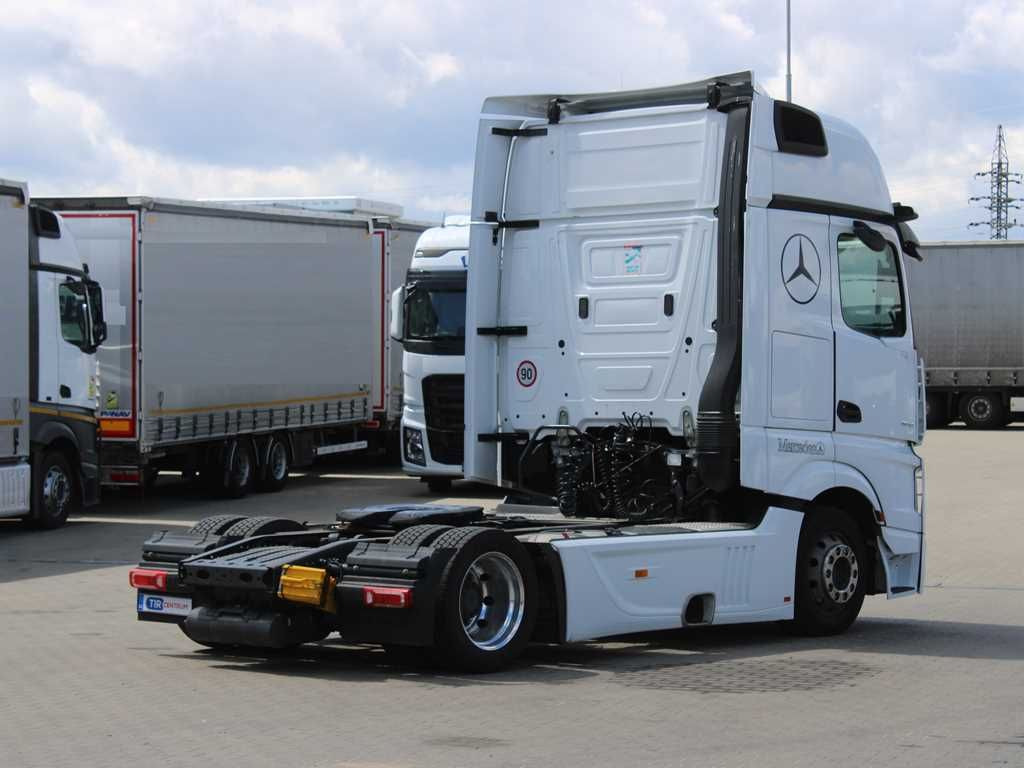 Mercedes-Benz Actros 1848, EURO 6, GIGA SPACE, NAVI, LOWDECK - Ťahač: obrázok 3 Mercedes-Benz Actros 1848, EURO 6, GIGA SPACE, NAVI, LOWDECK - Ťahač: obrázok 3