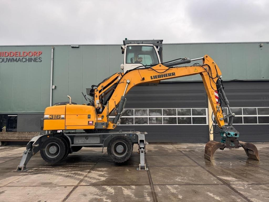 Liebherr A 316 - Překládkové rýpadlo: obrázok 3 Liebherr A 316 - Překládkové rýpadlo: obrázok 3