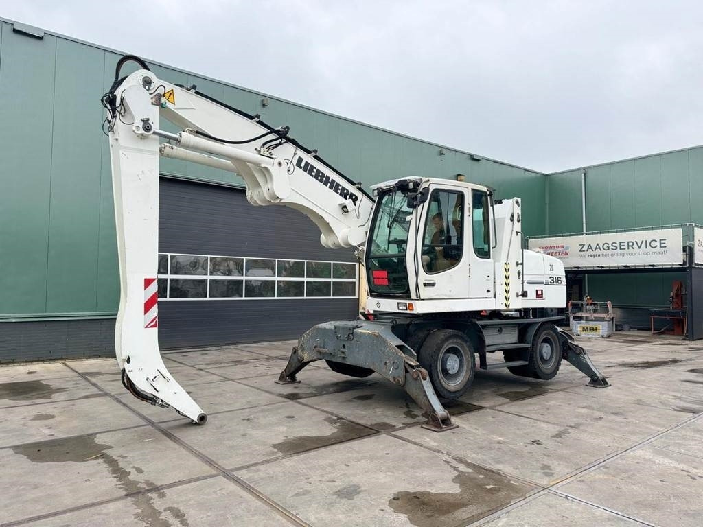 Liebherr A 316 - Překládkové rýpadlo: obrázok 4 Liebherr A 316 - Překládkové rýpadlo: obrázok 4