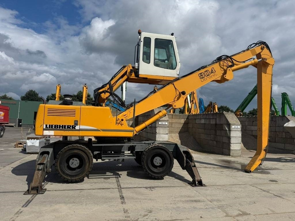 Liebherr A 904 - Překládkové rýpadlo: obrázok 5 Liebherr A 904 - Překládkové rýpadlo: obrázok 5