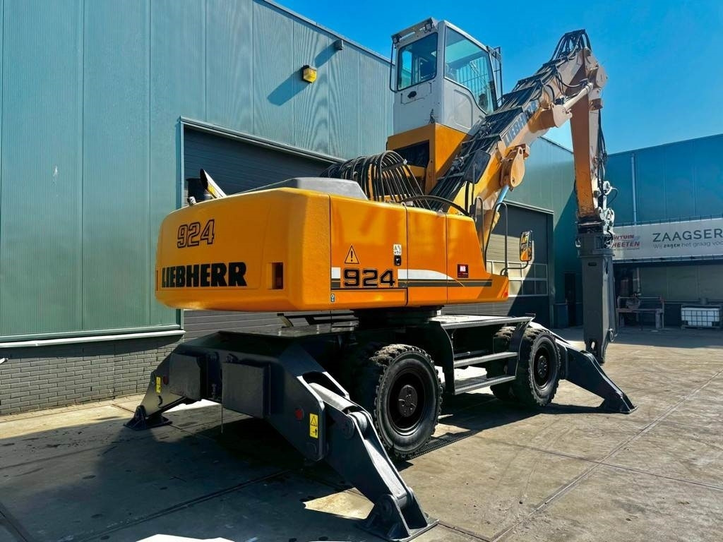 Liebherr A 924 C - Překládkové rýpadlo: obrázok 4 Liebherr A 924 C - Překládkové rýpadlo: obrázok 4