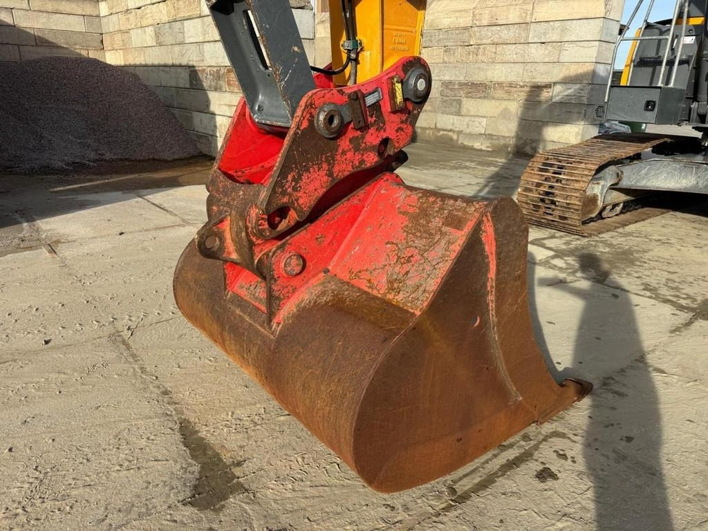 Pásové rýpadlo Liebherr R922 LC: obrázok 16