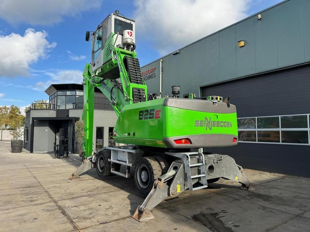 Sennebogen 825M E - Překládkové rýpadlo: obrázok 4 Sennebogen 825M E - Překládkové rýpadlo: obrázok 4