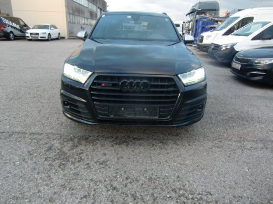 Audi SQ7 4,0 TDi V8 S line - SUV: obrázok 2 Audi SQ7 4,0 TDi V8 S line - SUV: obrázok 2