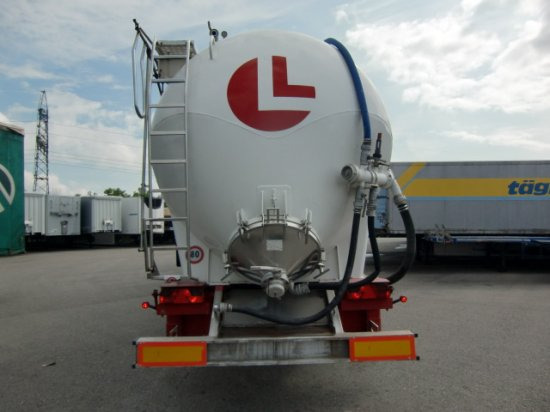 Feldbinder KIP 63.3 Siloauflieger, SAF-Achsen, Alu-Felgen, - Silocisterna: obrázok 4 Feldbinder KIP 63.3 Siloauflieger, SAF-Achsen, Alu-Felgen, - Silocisterna: obrázok 4