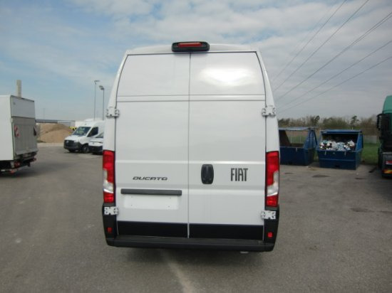 Fiat Ducato MAXI L4H3 140Ps, Klima, Rückfahrkamera, - Furgon: obrázok 5 Fiat Ducato MAXI L4H3 140Ps, Klima, Rückfahrkamera, - Furgon: obrázok 5