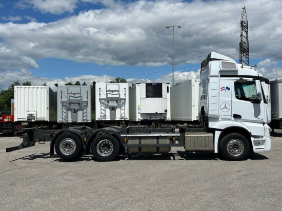 Mercedes-Benz Actros 2545 6x2 BDF E6, Retarder, Alufelgen - Kontejnérový podvozek/ Výměnná nástavba: obrázok 4 Mercedes-Benz Actros 2545 6x2 BDF E6, Retarder, Alufelgen - Kontejnérový podvozek/ Výměnná nástavba: obrázok 4