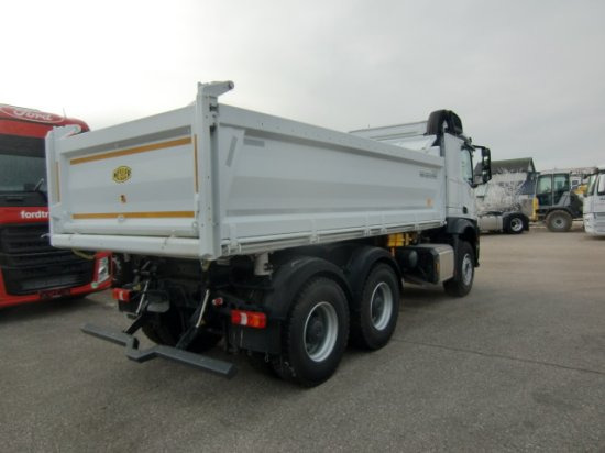 Mercedes-Benz Arocs 3348, 6x4 ,Retarder, Meiller ,Euro 6 Bordmatik - Sklápač: obrázok 4 Mercedes-Benz Arocs 3348, 6x4 ,Retarder, Meiller ,Euro 6 Bordmatik - Sklápač: obrázok 4