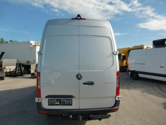 Mercedes-Benz Sprinter 319 CDI Standard, el.Schiebetür ,Exportpreis ohne Nova - Furgon: obrázok 5 Mercedes-Benz Sprinter 319 CDI Standard, el.Schiebetür ,Exportpreis ohne Nova - Furgon: obrázok 5