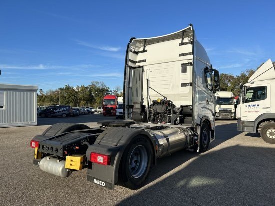 Iveco Stralis 460 Gas, 2 LNG-Tanks, Retarder, Leder - Ťahač: obrázok 3 Iveco Stralis 460 Gas, 2 LNG-Tanks, Retarder, Leder - Ťahač: obrázok 3