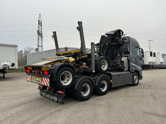 Volvo FH 16 650 6x4 Langholzzug + Doll M2K-9L Nachläufer mit Palfinger Epsilon S260C96, I-Shift, Retarder, - Nákladné vozidlo na prepravu dreva, Auto s hydraulickou rukou: obrázok 5 Volvo FH 16 650 6x4 Langholzzug + Doll M2K-9L Nachläufer mit Palfinger Epsilon S260C96, I-Shift, Retarder, - Nákladné vozidlo na prepravu dreva, Auto s hydraulickou rukou: obrázok 5