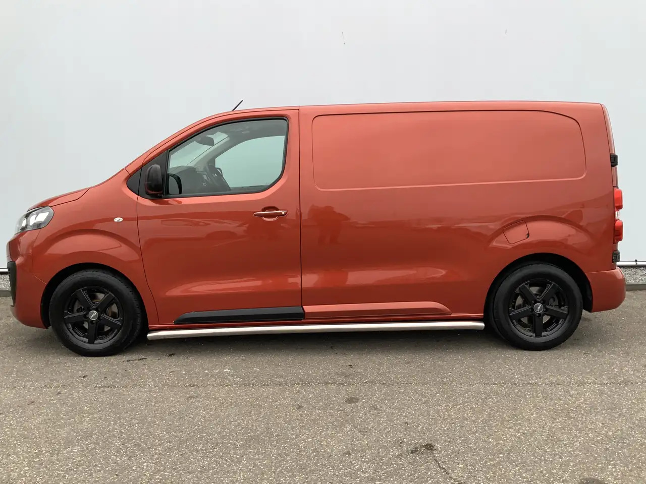 Citroen Jumpy 2.0 BlueHDI 180 Business M S&S Automaat Airco Crui - Furgon: obrázok 3 Citroen Jumpy 2.0 BlueHDI 180 Business M S&S Automaat Airco Crui - Furgon: obrázok 3