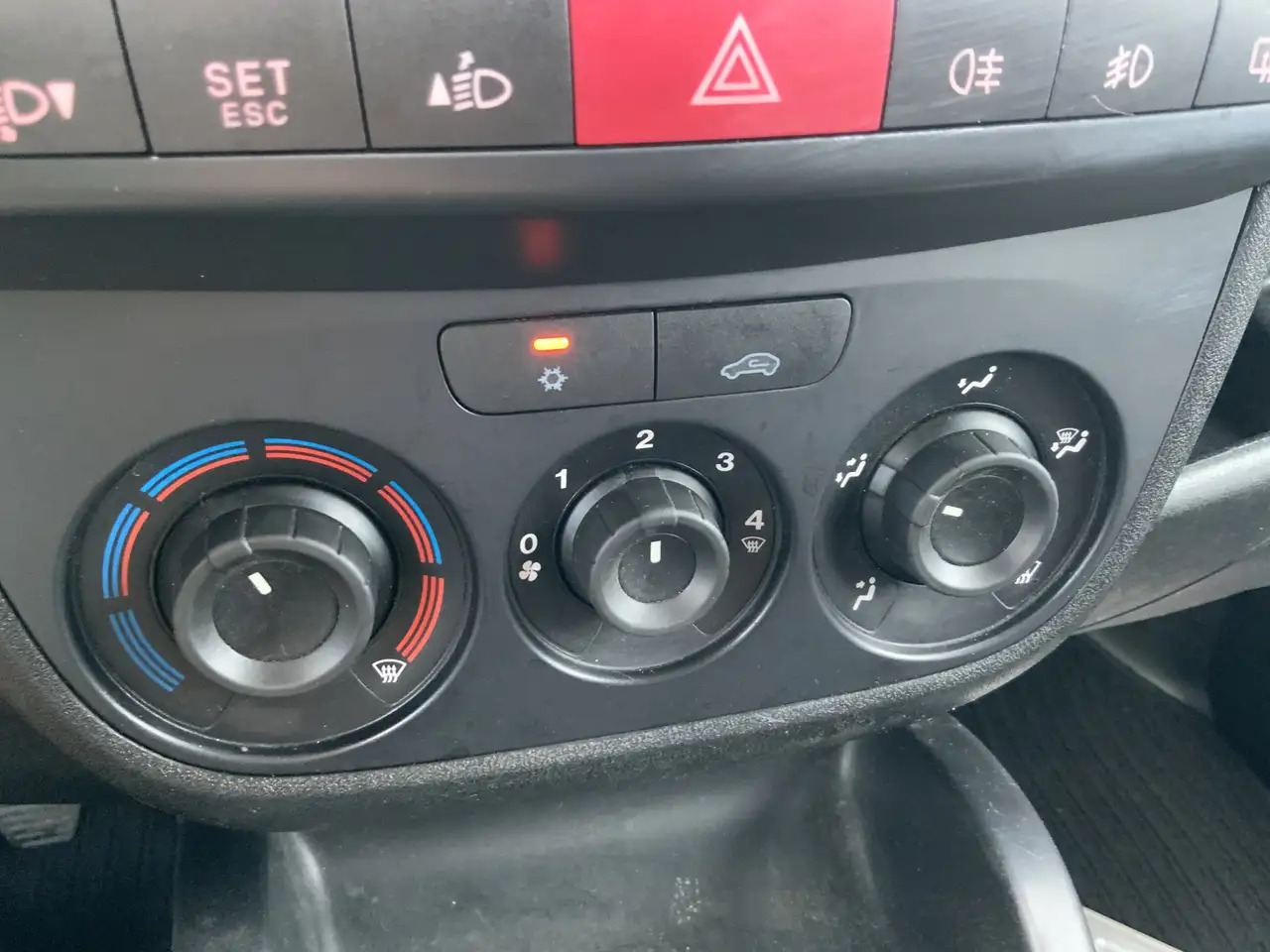 Fiat Doblo Cargo 1.6 MultiJet SX Maxi Airco Trekhaak 1300 kg - Malá dodávka: obrázok 5 Fiat Doblo Cargo 1.6 MultiJet SX Maxi Airco Trekhaak 1300 kg - Malá dodávka: obrázok 5