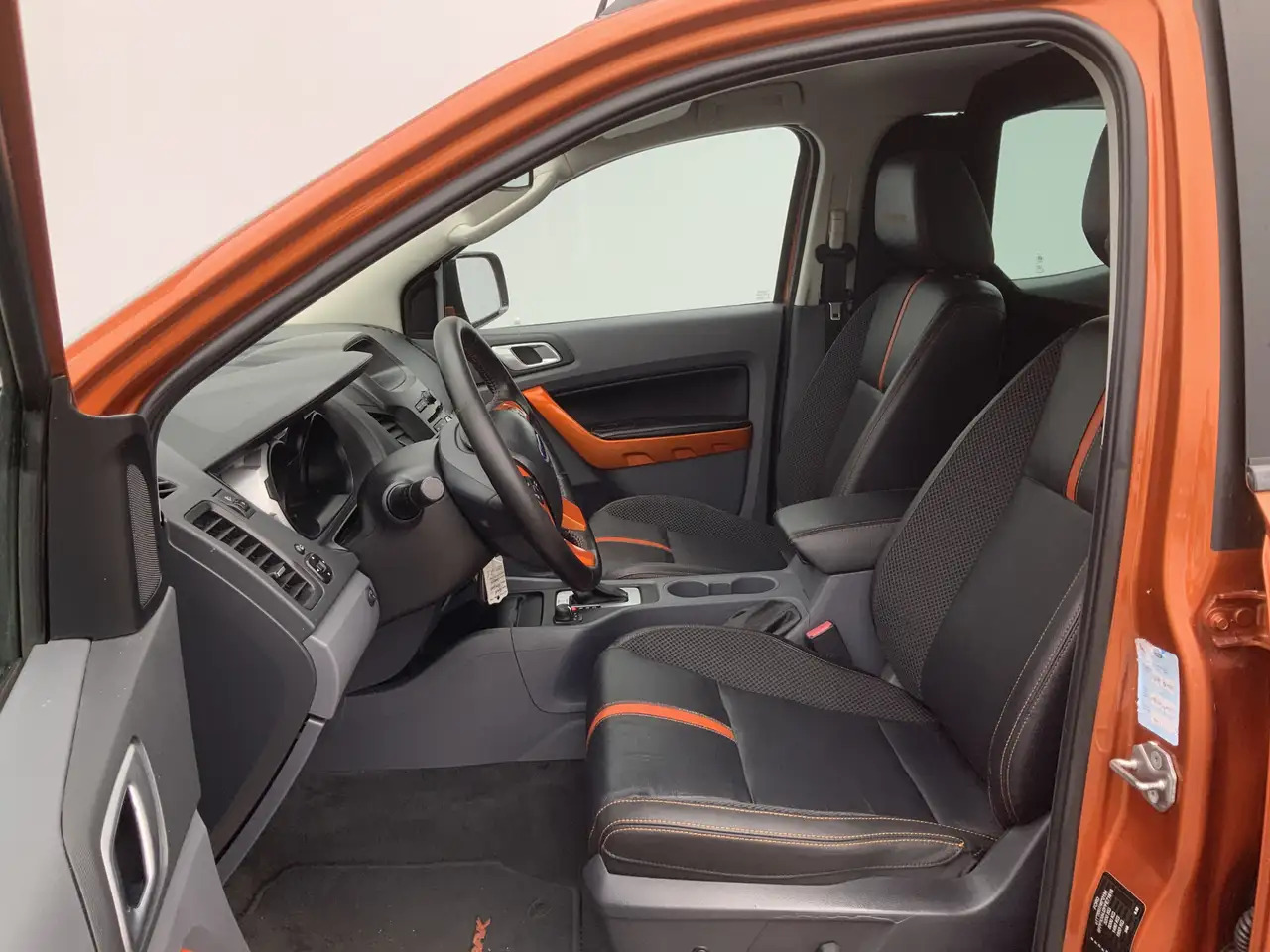 Ford Ranger 3.2 TDCi Wildtrak Super Automaat Cab Airco Cruise - Pick-up: obrázok 4 Ford Ranger 3.2 TDCi Wildtrak Super Automaat Cab Airco Cruise - Pick-up: obrázok 4