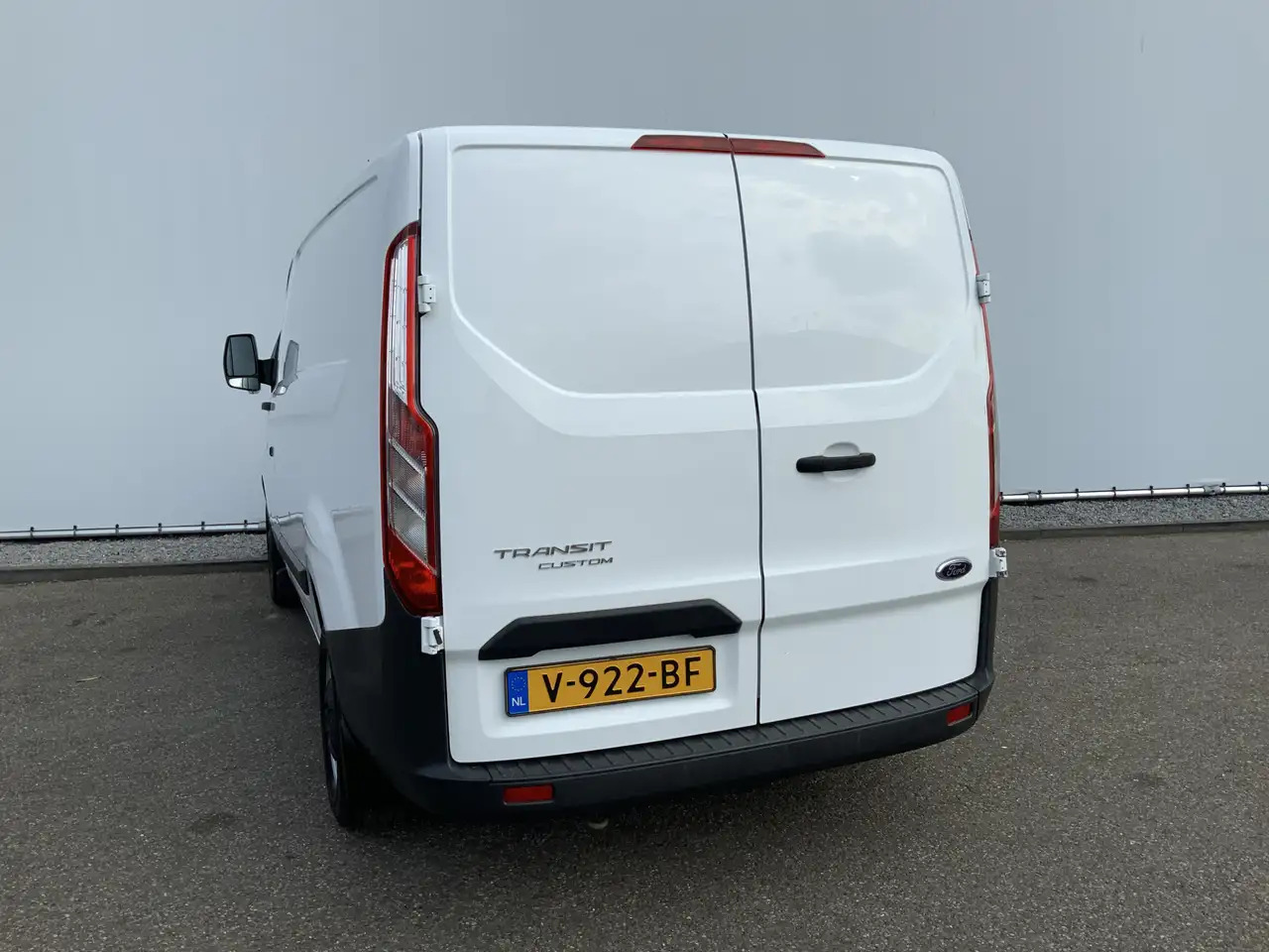 Ford Transit Custom 270 2.2 TDCI L1H1 Economy Edition Airco Cruise 3 Z - Furgon: obrázok 2 Ford Transit Custom 270 2.2 TDCI L1H1 Economy Edition Airco Cruise 3 Z - Furgon: obrázok 2