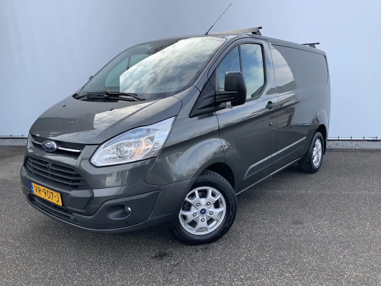 Ford Transit Custom 270 2.2 TDCI L1H1 Trend Airco Camera Cruise Dakdra - Furgon: obrázok 1 Ford Transit Custom 270 2.2 TDCI L1H1 Trend Airco Camera Cruise Dakdra - Furgon: obrázok 1