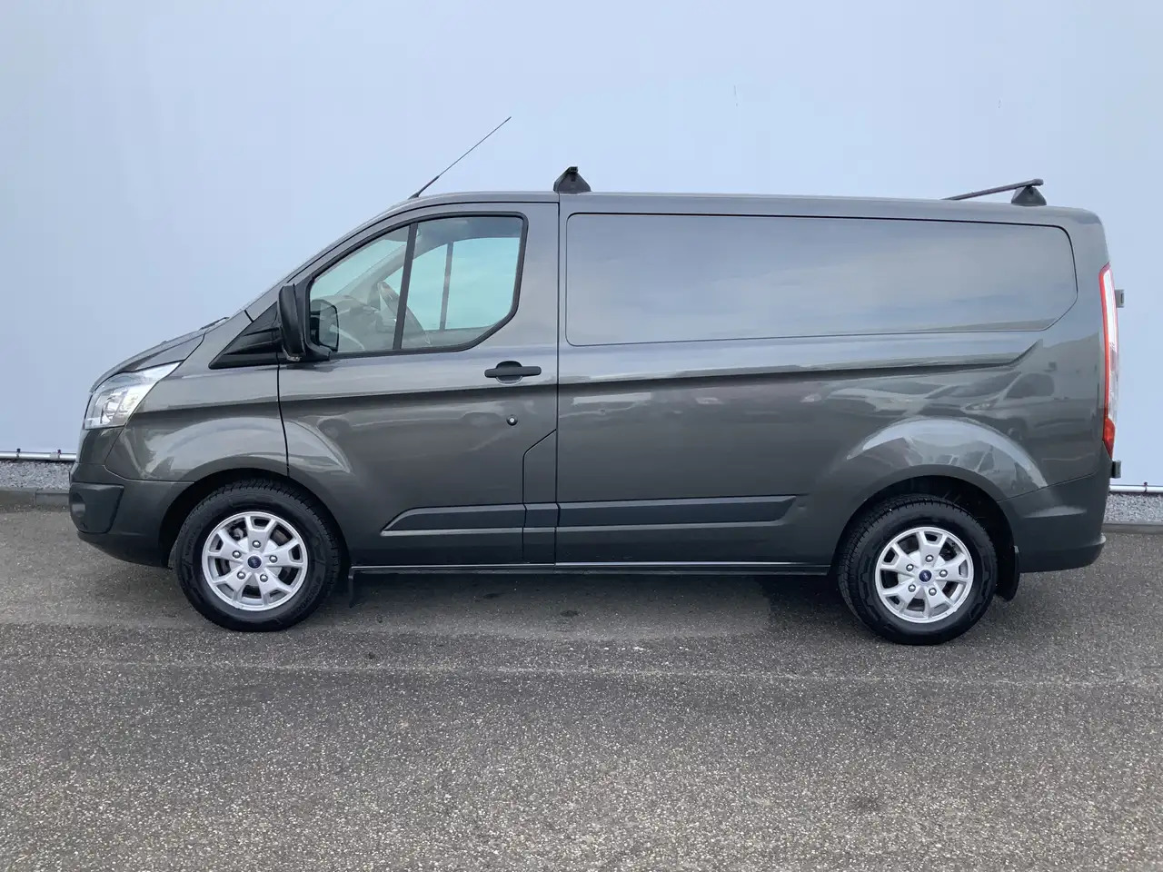 Ford Transit Custom 270 2.2 TDCI L1H1 Trend Airco Camera Cruise Dakdra - Furgon: obrázok 3 Ford Transit Custom 270 2.2 TDCI L1H1 Trend Airco Camera Cruise Dakdra - Furgon: obrázok 3