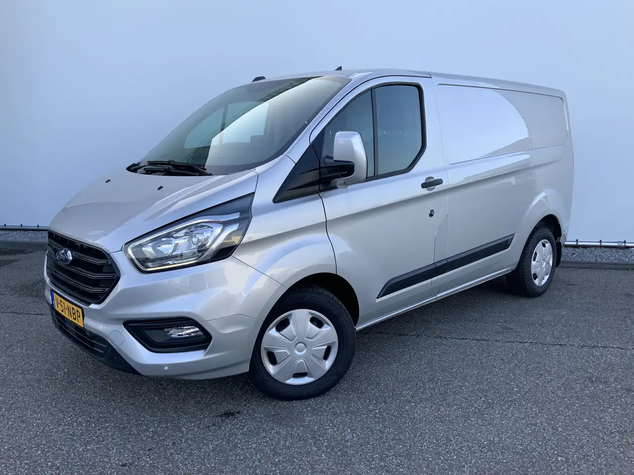 Ford Transit Custom 300 2.0 TDCI L1H1 Limited Airco Cruise Camera 3 Zi - Furgon: obrázok 1 Ford Transit Custom 300 2.0 TDCI L1H1 Limited Airco Cruise Camera 3 Zi - Furgon: obrázok 1