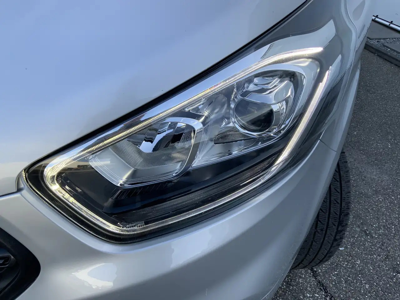 Leasing Ford Transit Custom 300 2.0 TDCI L1H1 Limited Airco Cruise Camera 3 Zi Ford Transit Custom 300 2.0 TDCI L1H1 Limited Airco Cruise Camera 3 Zi: obrázok 14 Leasing Ford Transit Custom 300 2.0 TDCI L1H1 Limited Airco Cruise Camera 3 Zi Ford Transit Custom 300 2.0 TDCI L1H1 Limited Airco Cruise Camera 3 Zi: obrázok 14