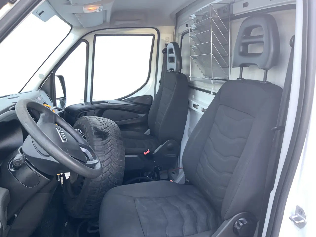 Iveco Daily 35S13 2.3 345 IJswagen -0.40 gr 10 deuren Euro 5 B - Chladiarenská dodávka: obrázok 5 Iveco Daily 35S13 2.3 345 IJswagen -0.40 gr 10 deuren Euro 5 B - Chladiarenská dodávka: obrázok 5