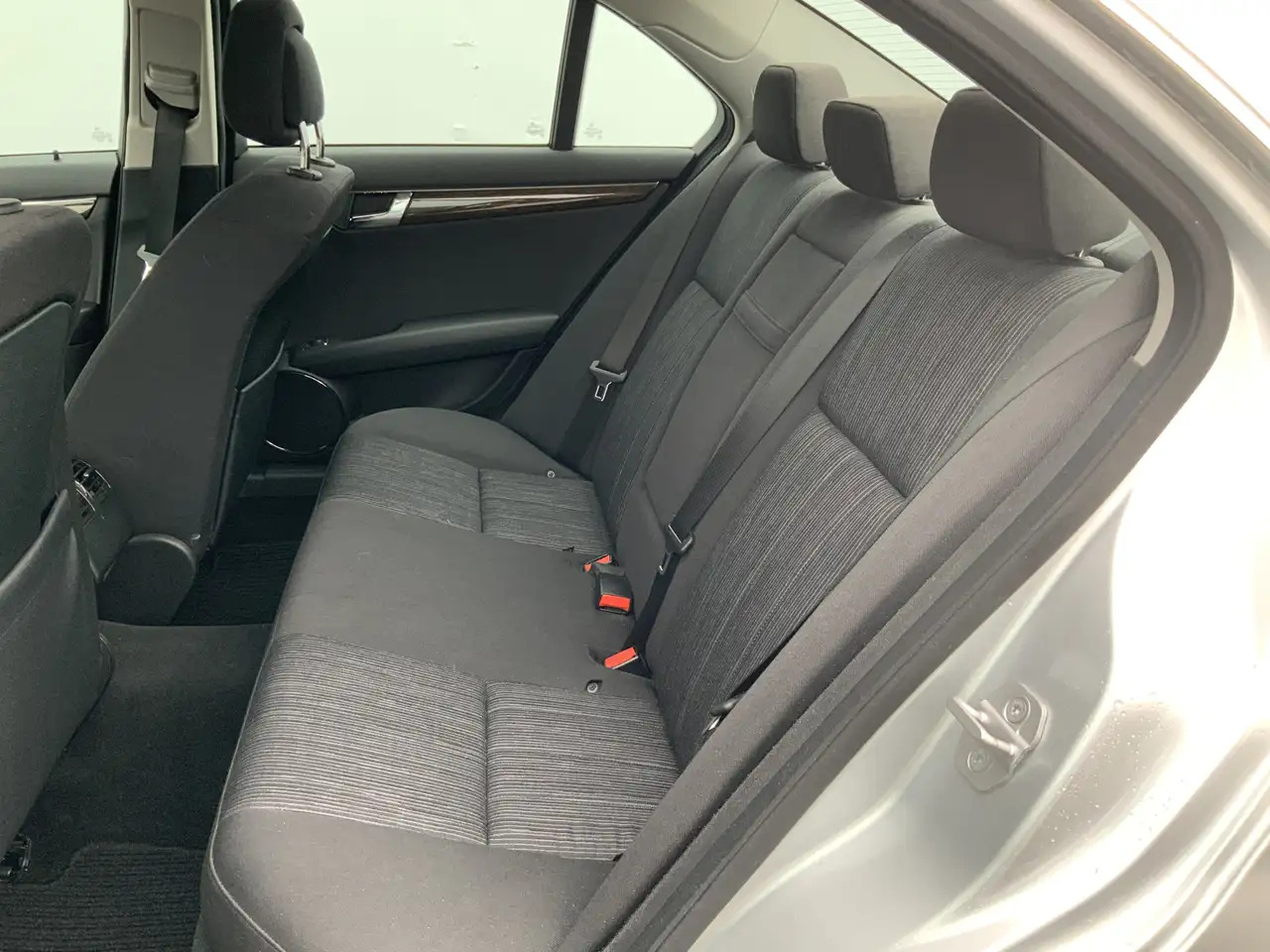 Mercedes-Benz C 200 K Elegance UNIEK ! Airco Compressor Alu Velg Euro - Sedan: obrázok 5 Mercedes-Benz C 200 K Elegance UNIEK ! Airco Compressor Alu Velg Euro - Sedan: obrázok 5