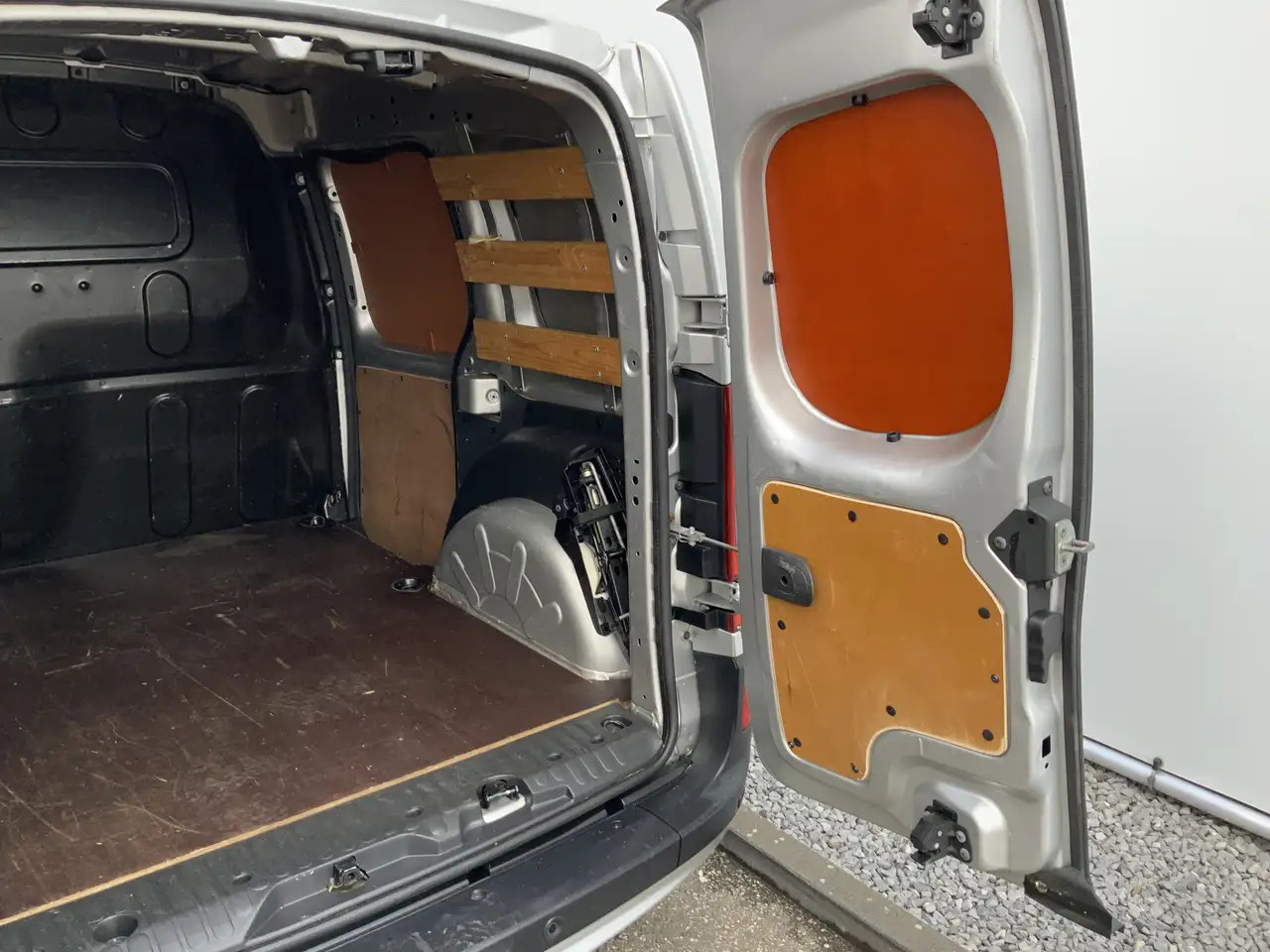 Malá dodávka Mercedes-Benz Citan 109 CDI BlueEFFICIENCY Airco Cruise Euro 5: obrázok 9 Malá dodávka Mercedes-Benz Citan 109 CDI BlueEFFICIENCY Airco Cruise Euro 5: obrázok 9