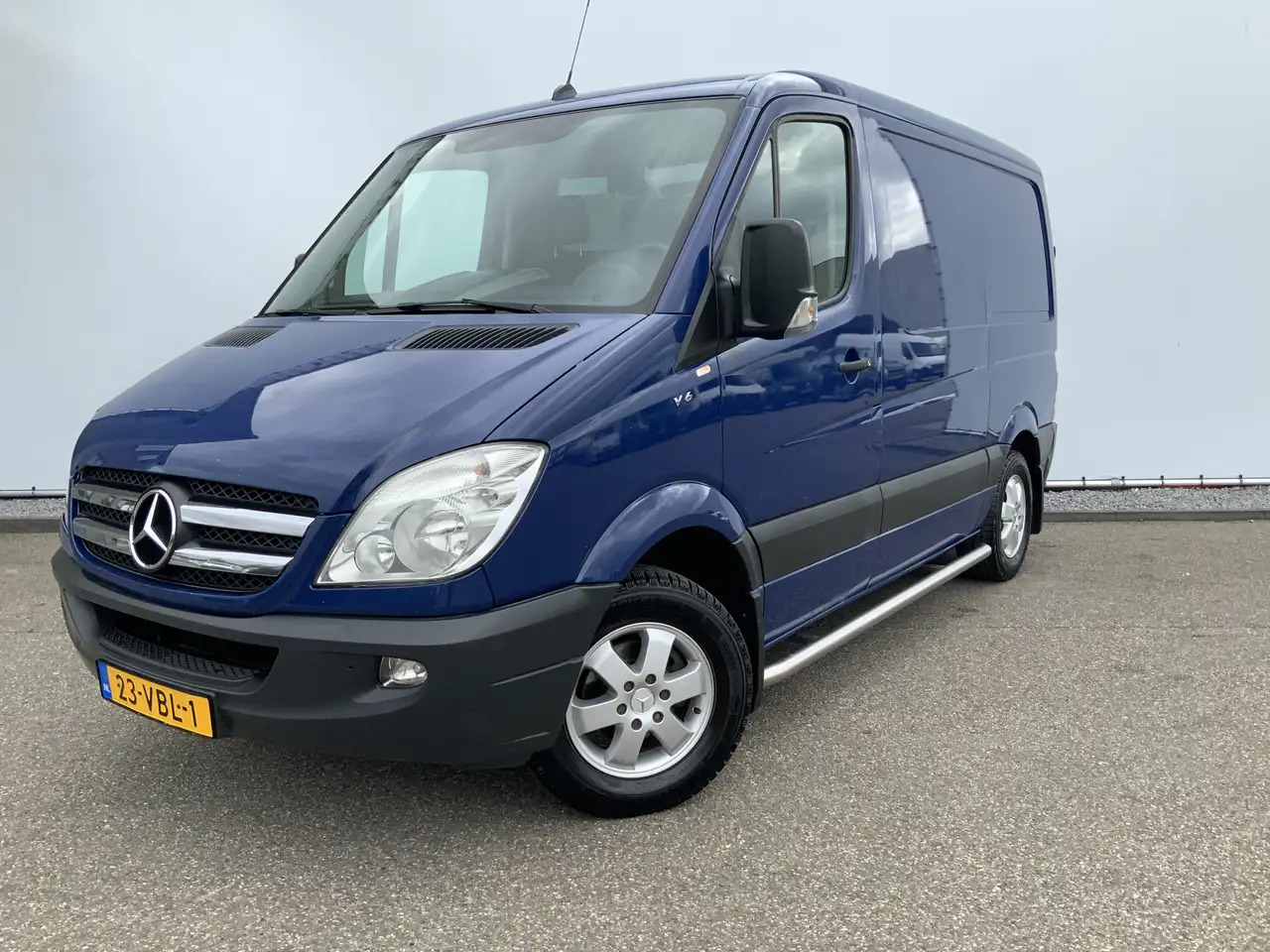 Mercedes-Benz Sprinter 218 3.0 CDI 325 HDL1H1 Automaat Cruise Airco 3 Zit - Furgon: obrázok 1 Mercedes-Benz Sprinter 218 3.0 CDI 325 HDL1H1 Automaat Cruise Airco 3 Zit - Furgon: obrázok 1