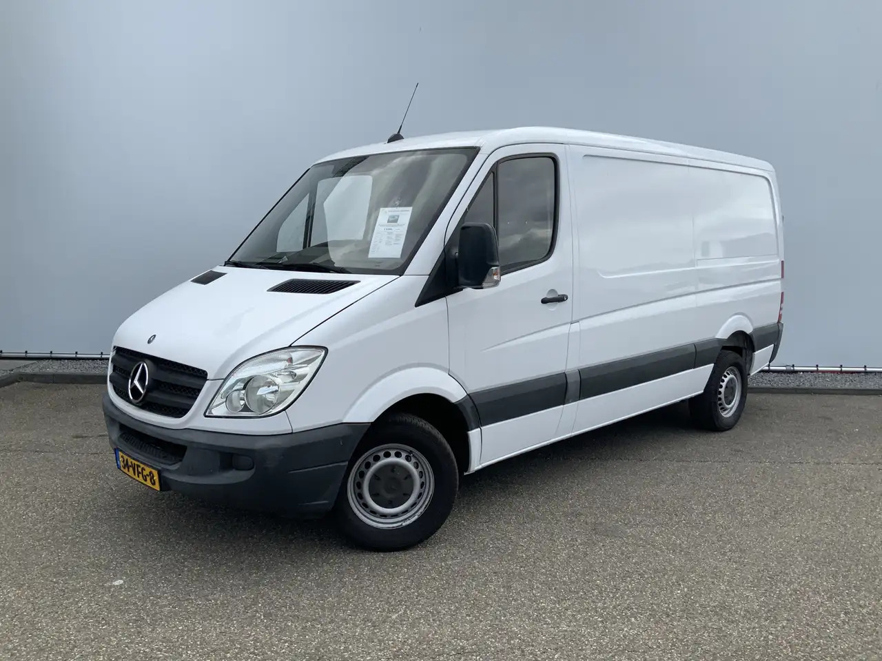 Mercedes-Benz Sprinter 311 2.2 CDI 366 L2 H1 Automaat Trekhaak 2800 kg 3 - Furgon: obrázok 1 Mercedes-Benz Sprinter 311 2.2 CDI 366 L2 H1 Automaat Trekhaak 2800 kg 3 - Furgon: obrázok 1