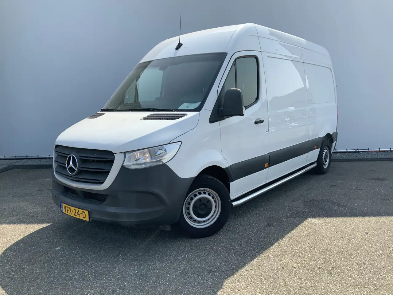 Mercedes-Benz Sprinter 311 2.2 CDI L2H2 Automaat Airco 3 Zits 2000 kg Sid - Furgon: obrázok 1 Mercedes-Benz Sprinter 311 2.2 CDI L2H2 Automaat Airco 3 Zits 2000 kg Sid - Furgon: obrázok 1